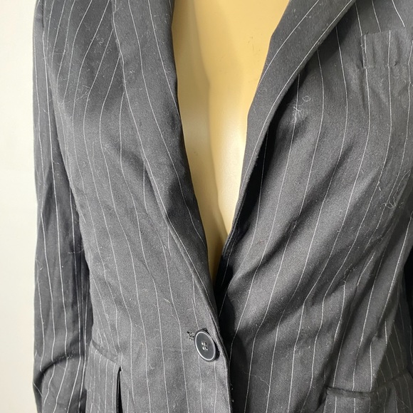 New York and Company Women’s NWT Size 6 Striped Button Closure Blazer Jacket - Picture 2 of 8